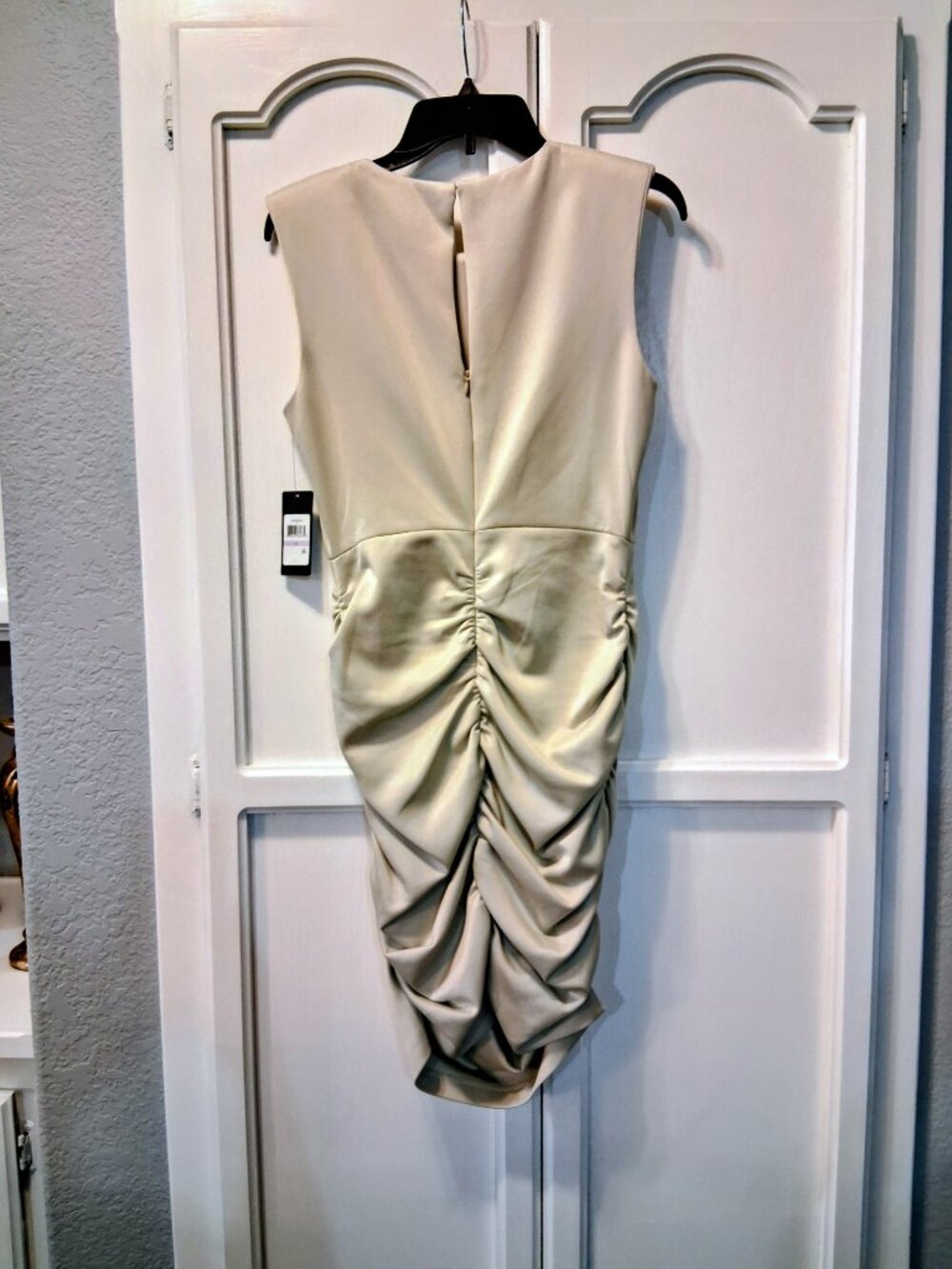 Guess Rouched Bodycon  Dress - Picture 2 of 2